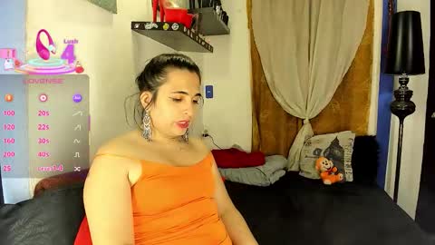  SARAHJEY     online show from February 18, 12:10 am