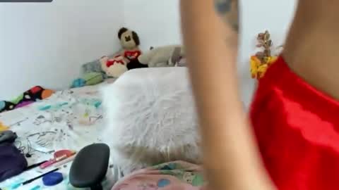 Sarah online show from February 3, 8:07 am