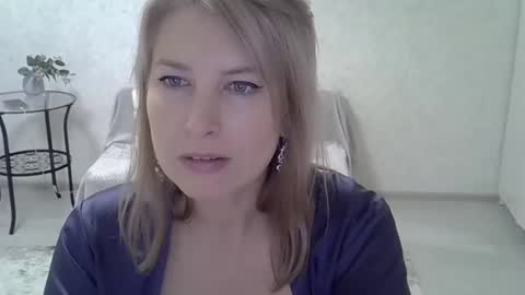 Snapshot of sarahphelps chatting on March 7, 9:27 pm sarahphelps online show from March 7, 9:27 pm