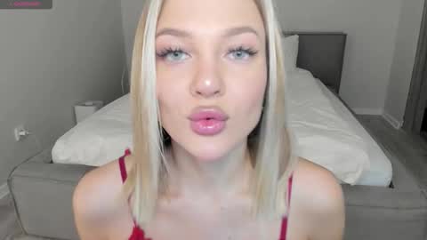 sarahphyllis online show from November 21, 7:56 pm