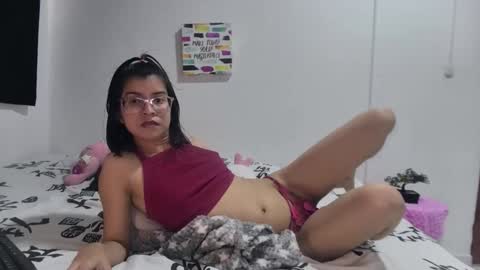 Snapshot of sarahsmitt chatting on October 11, 6:44 pm Sarah online show from October 11, 6:44 pm