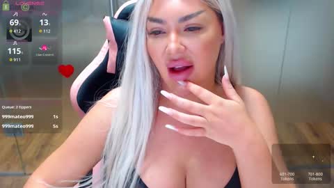 Sarah online show from October 4, 7:39 am