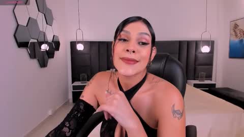 Snapshot of sarahyates chatting on September 30, 4:23 am Sarah independent model online show from September 30, 4:23 am