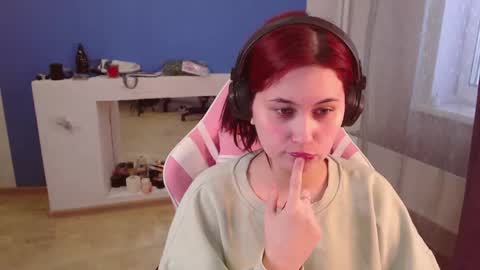 Sara online show from April 21, 11:06 am