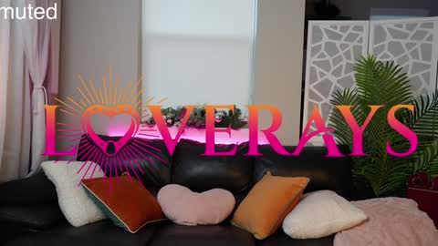 Back from Vacay  Follow for more here  online show from November 29, 11:12 pm