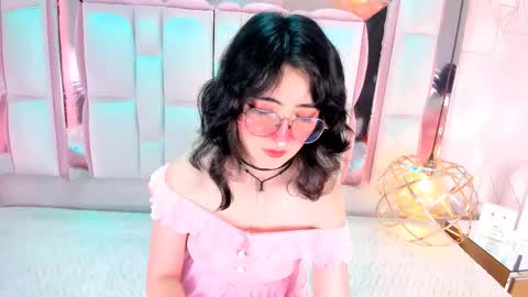Snapshot of saramartini2 chatting on September 21, 6:17 am sara online show from September 21, 6:17 am
