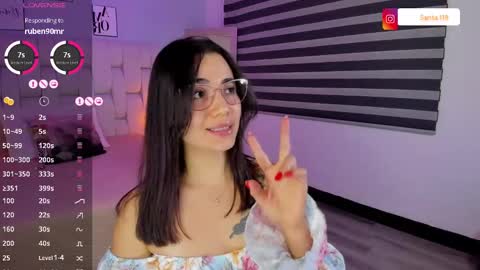 Sara online show from December 13, 3:32 pm