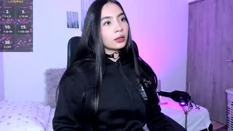   online show from October 13, 12:12 am