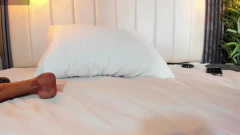 Sara   online show from January 15, 11:57 pm