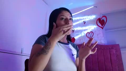 sarastonesx online show from February 27, 6:24 am