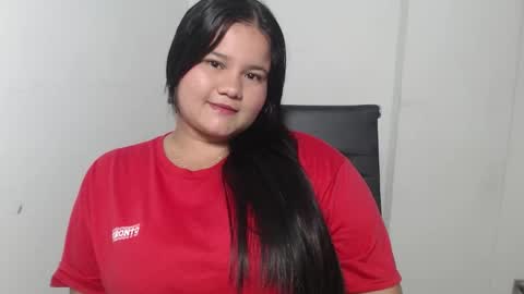 saravixen8 online show from November 5, 7:49 pm