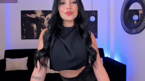 Sara Winstone online show from February 12, 8:07 pm