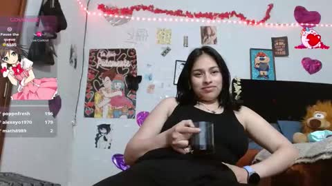 Snapshot of saray_extrovert1 chatting on October 9, 4:40 am Sara Jimenez online show from October 9, 4:40 am