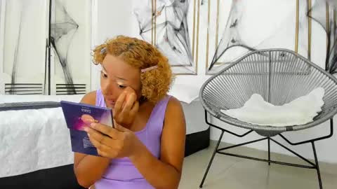 Snapshot of saray_mardez chatting on October 13, 12:40 pm Saray Mardez online show from October 13, 12:40 pm