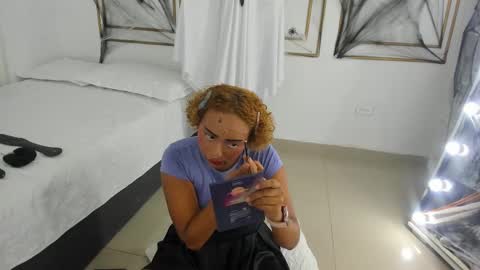 Snapshot of saray_mardez chatting on October 15, 12:50 pm Saray Mardez online show from October 15, 12:50 pm