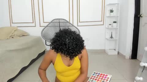 Snapshot of saray_mardez chatting on September 25, 12:34 pm Saray Mardez online show from September 25, 12:34 pm