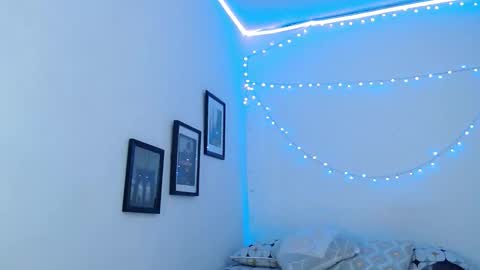 sarayander online show from February 28, 10:20 am