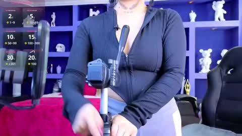Snapshot of sari_belle chatting on September 9, 11:38 pm Sari online show from September 9, 11:38 pm