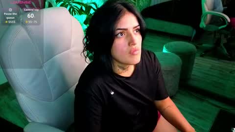 Snapshot of sari_belle chatting on September 27, 10:29 pm Sari online show from September 27, 10:29 pm