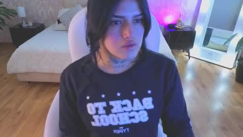 Snapshot of sari_belle chatting on October 3, 9:56 pm Sari online show from October 3, 9:56 pm
