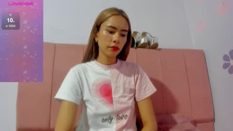 sarita_jones23 online show from November 26, 3:48 am