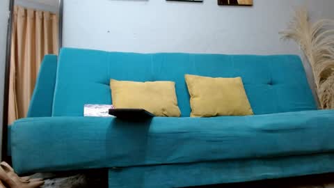 sarita_klein online show from April 10, 4:01 pm