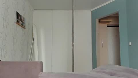 Snapshot of sasha_bell_ chatting on February 5, 9:15 am Sasha online show from February 5, 9:15 am