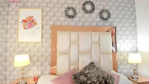 Camila  online show from September 19, 12:31 pm