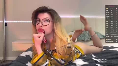 Snapshot of sasha_suprapro chatting on February 14, 6:08 pm Hi everyone my name is Sasha online show from February 14, 6:08 pm