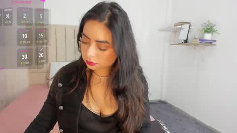 Snapshot of sashaa_petit chatting on September 22, 11:14 am Sashaa online show from September 22, 11:14 am