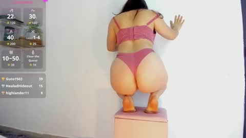 Snapshot of sashaa_petit chatting on September 10, 1:34 pm Sashaa online show from September 10, 1:34 pm