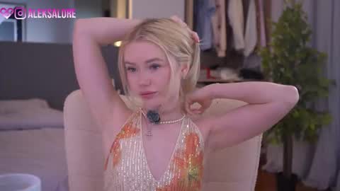 sashalore online show from March 18, 3:12 am