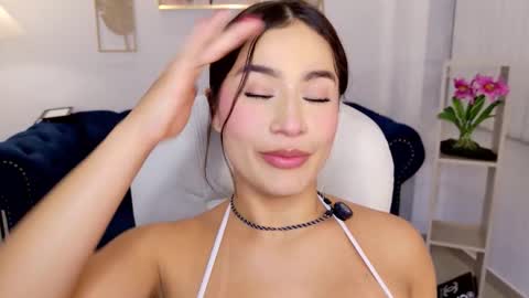 saskia litt online show from March 23, 8:41 am