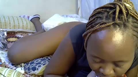 sassy_bella online show from October 24, 2:23 am