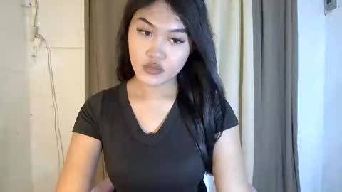 sassy_jenny8 online show from March 5, 5:44 pm