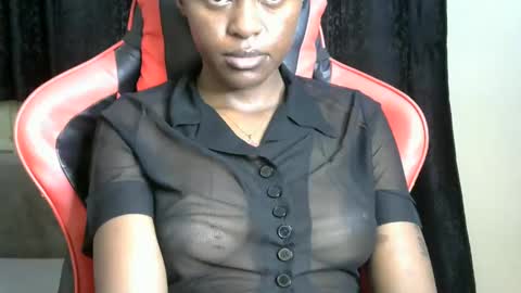 sassy_lyne online show from March 27, 8:37 am