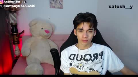Snapshot of satosh_y chatting on February 2, 3:21 am satosh_y online show from February 2, 3:21 am