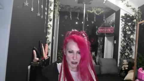 SaucySky online show from February 23, 10:34 pm