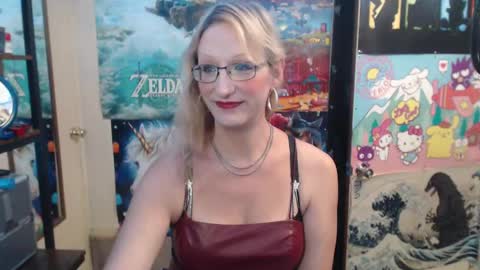 Savanah online show from September 11, 4:19 pm