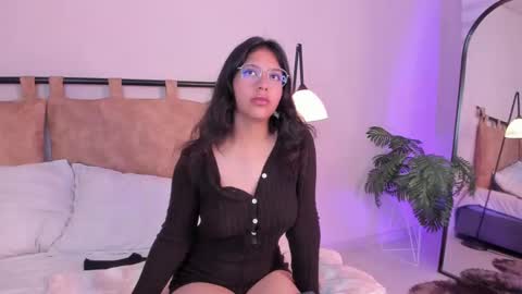 Snapshot of savannah_cameron chatting on September 11, 1:01 pm Savannah online show from September 11, 1:01 pm