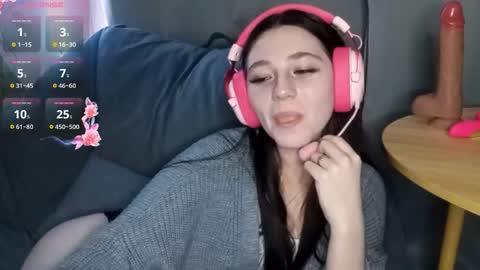 Snapshot of savannasotos chatting on October 16, 4:06 pm Sophie online show from October 16, 4:06 pm