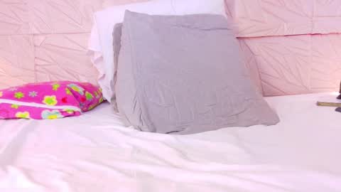 savory_pussy18 online show from September 17, 3:26 pm