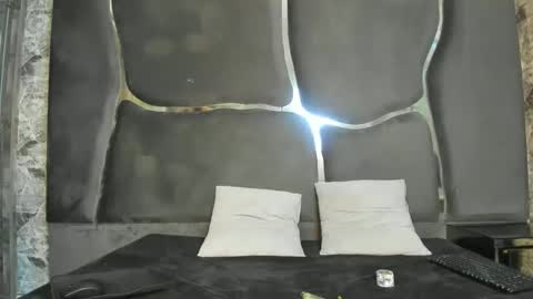 Bunny and Jayzy online show from March 5, 3:48 am