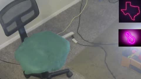 Cait or Caitlin online show from November 22, 7:51 am