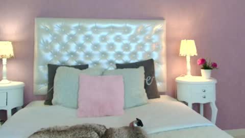 Snapshot of scarleett_fox_ chatting on September 15, 6:26 am Scartlett online show from September 15, 6:26 am