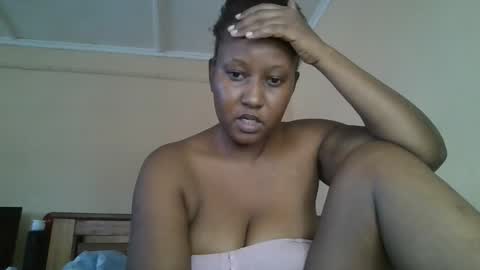 Snapshot of scarlet_25142359 chatting on September 17, 9:57 am scarlet_25142359 online show from September 17, 9:57 am