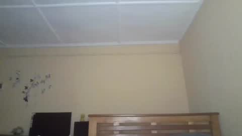 Snapshot of scarlet_25142359 chatting on October 5, 2:09 am scarlet_25142359 online show from October 5, 2:09 am