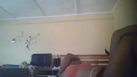 Snapshot of scarlet_25142359 chatting on October 9, 5:57 am scarlet_25142359 online show from October 9, 5:57 am