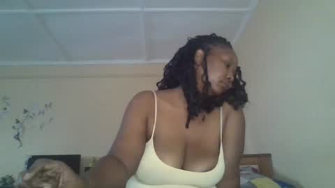 Snapshot of scarlet_25142359 chatting on October 14, 4:48 am scarlet_25142359 online show from October 14, 4:48 am