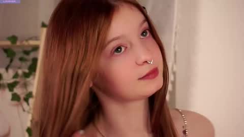 Snapshot of scarlet_fever10 chatting on October 10, 12:00 pm scarlet_fever10 online show from October 10, 12:00 pm